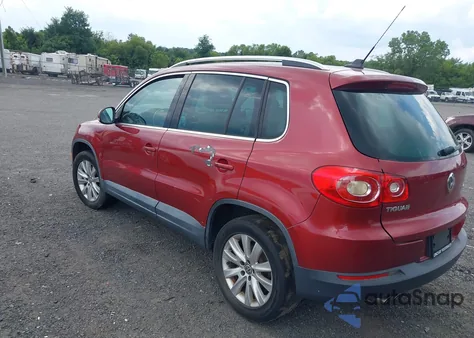 2009 Volkswagen Tiguan Se from USA, damaged, VIN WVGAV75N89W524358